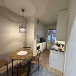 Appartamento Kotimaailma - Viihtyisae Nelioe Keskustassa